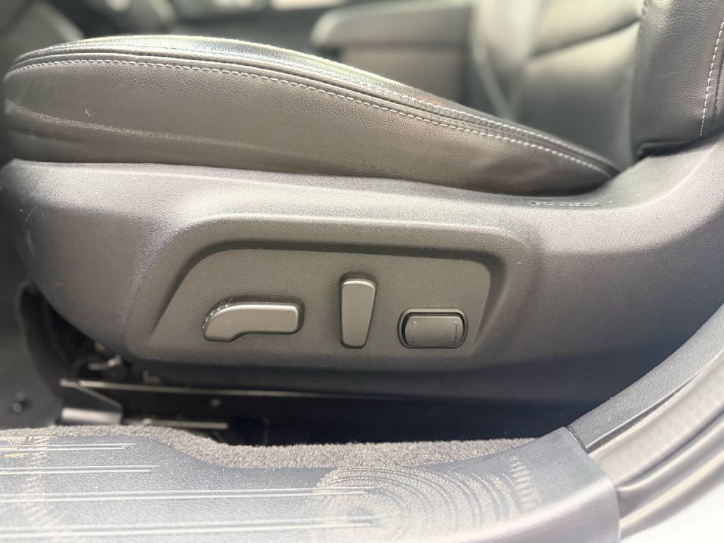 2019 Subaru Legacy Image 10
