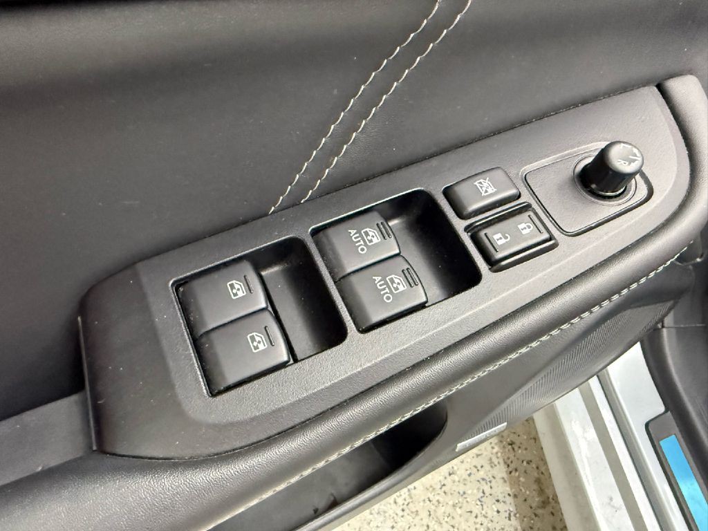 2019 Subaru Legacy Image 12