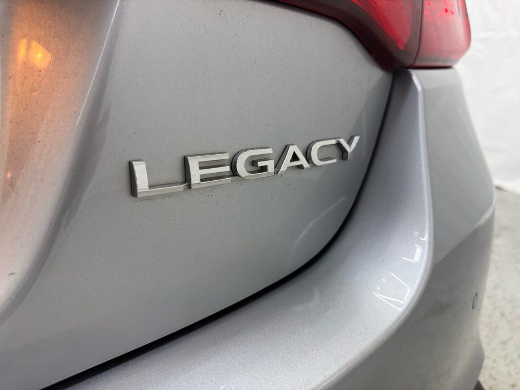 2019 Subaru Legacy Image 40