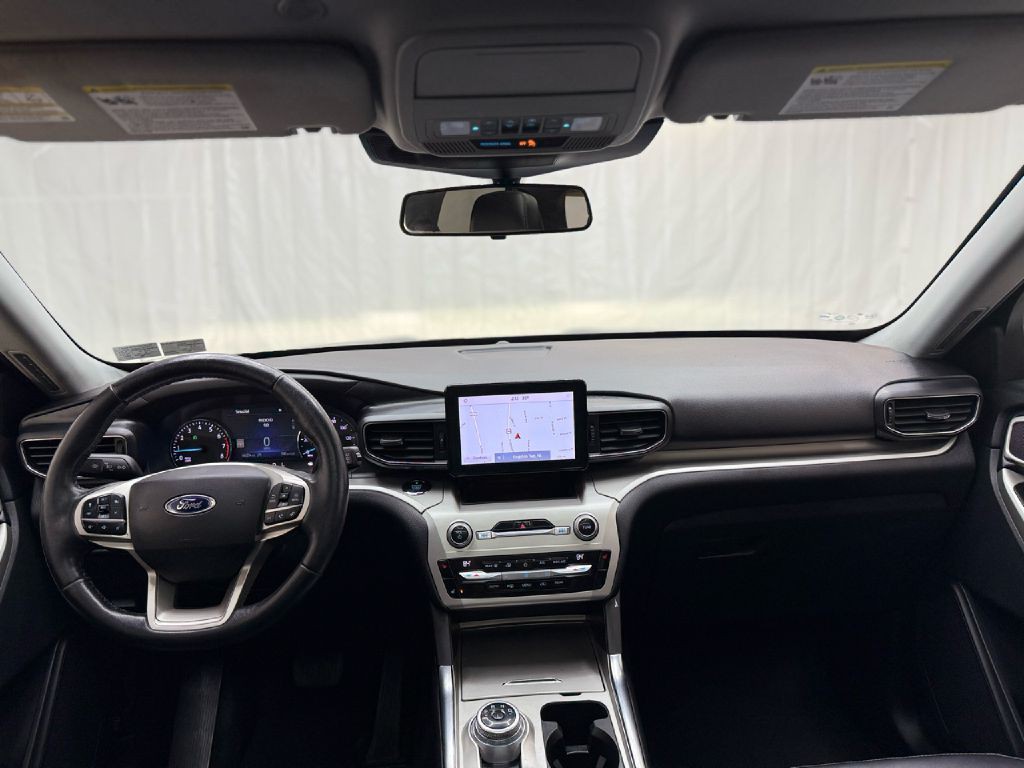 2021 Ford Explorer Image 25