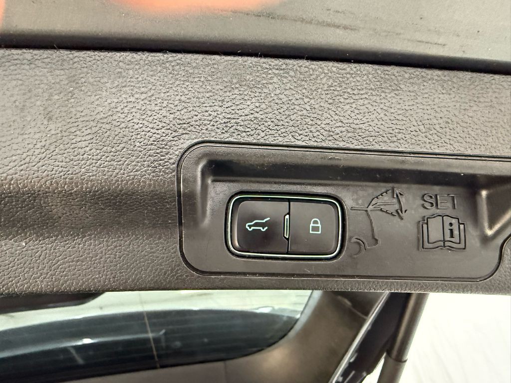 2021 Ford Explorer Image 29