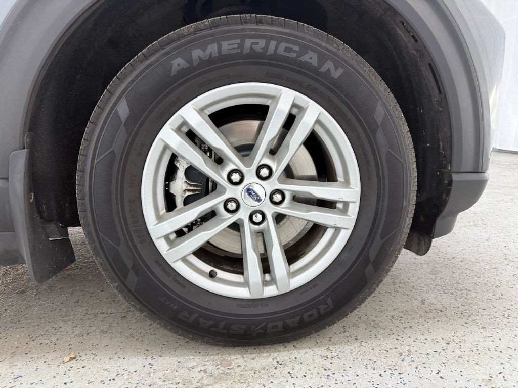 2021 Ford Explorer Image 34