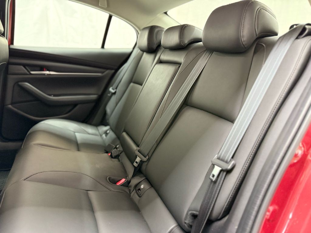 2022 Mazda Mazda3 Image 21