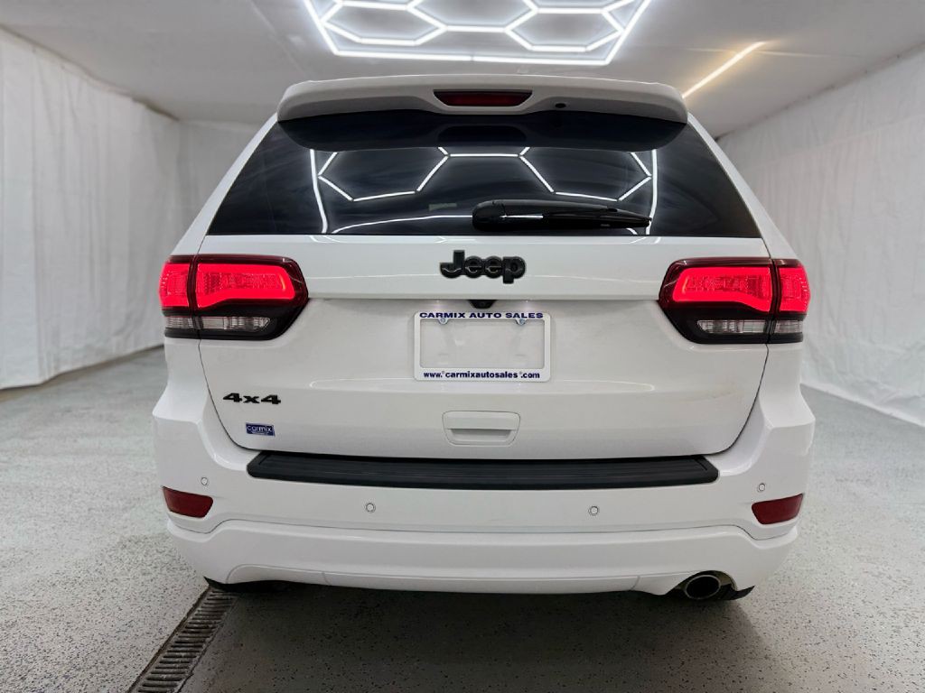 2021 Jeep Grand Cherokee Image 4