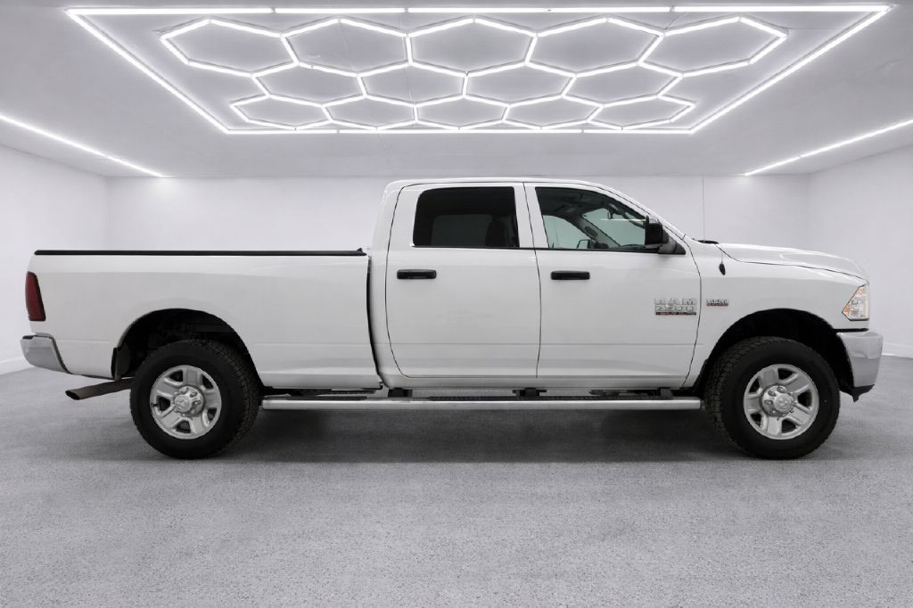 2018 RAM 2500 Image 2