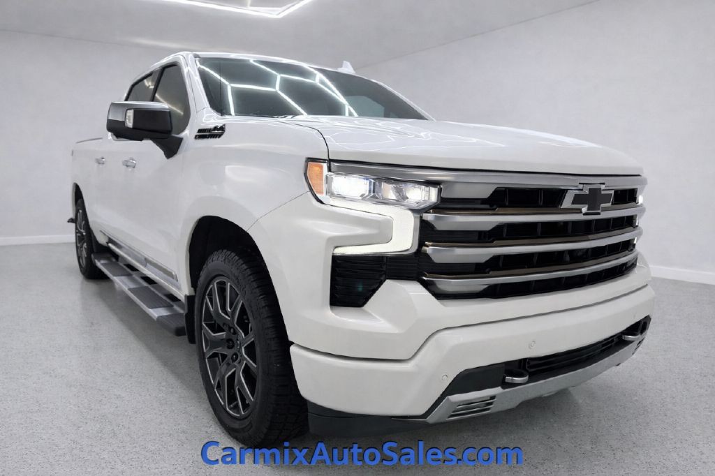 2022 Chevrolet Silverado 1500 Image 1