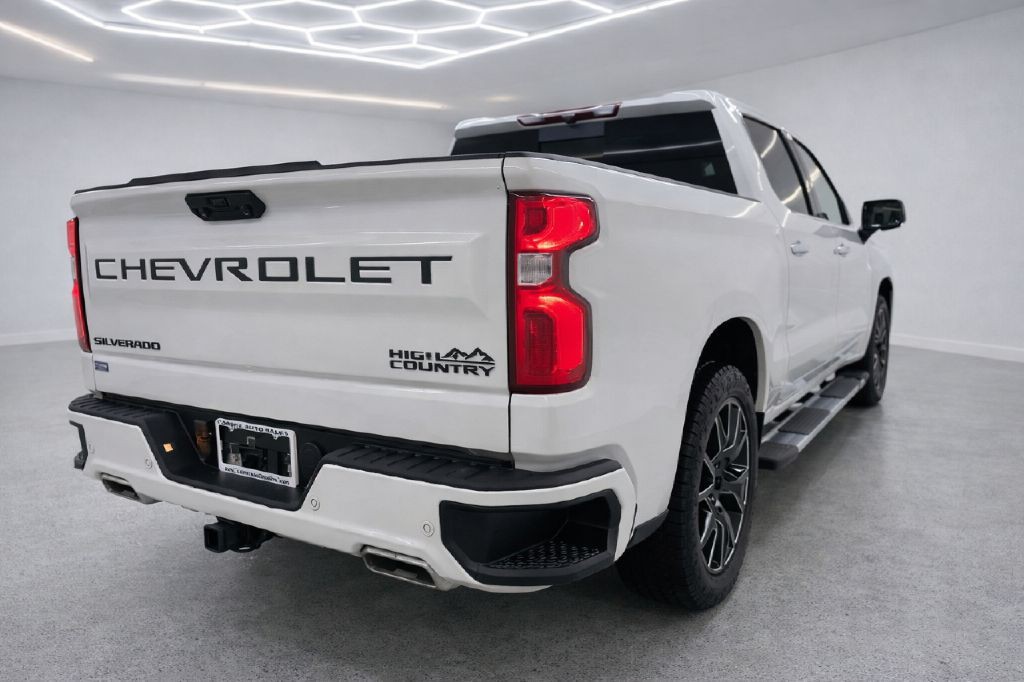 2022 Chevrolet Silverado 1500 Image 3