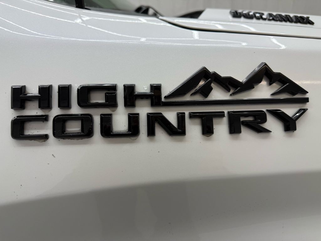 2022 Chevrolet Silverado 1500 Image 40