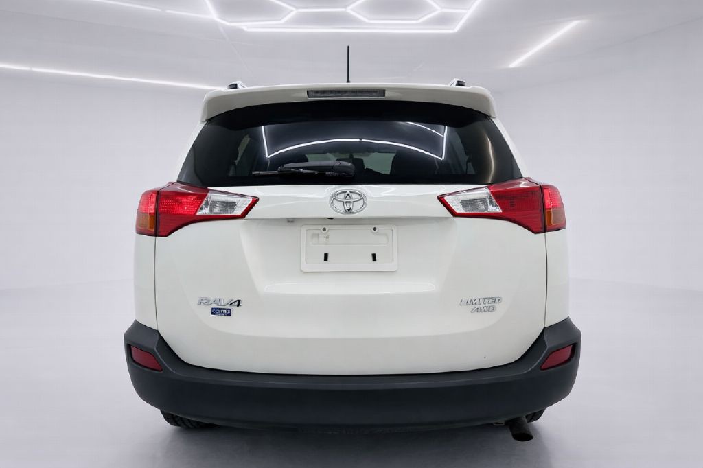 2015 Toyota Rav4 Image 4