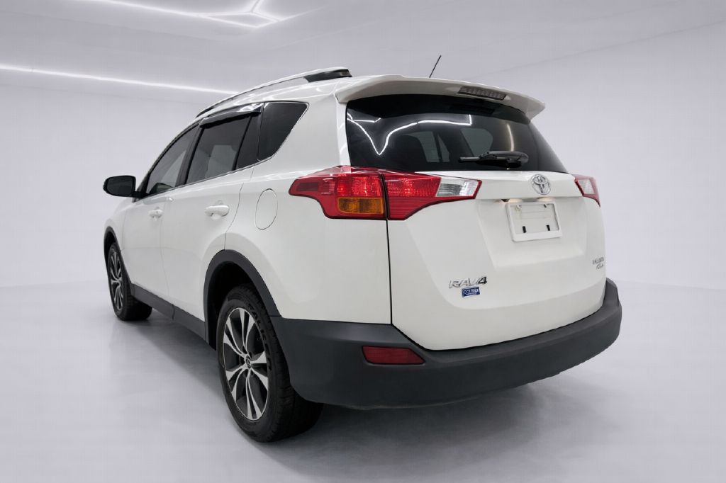 2015 Toyota Rav4 Image 5