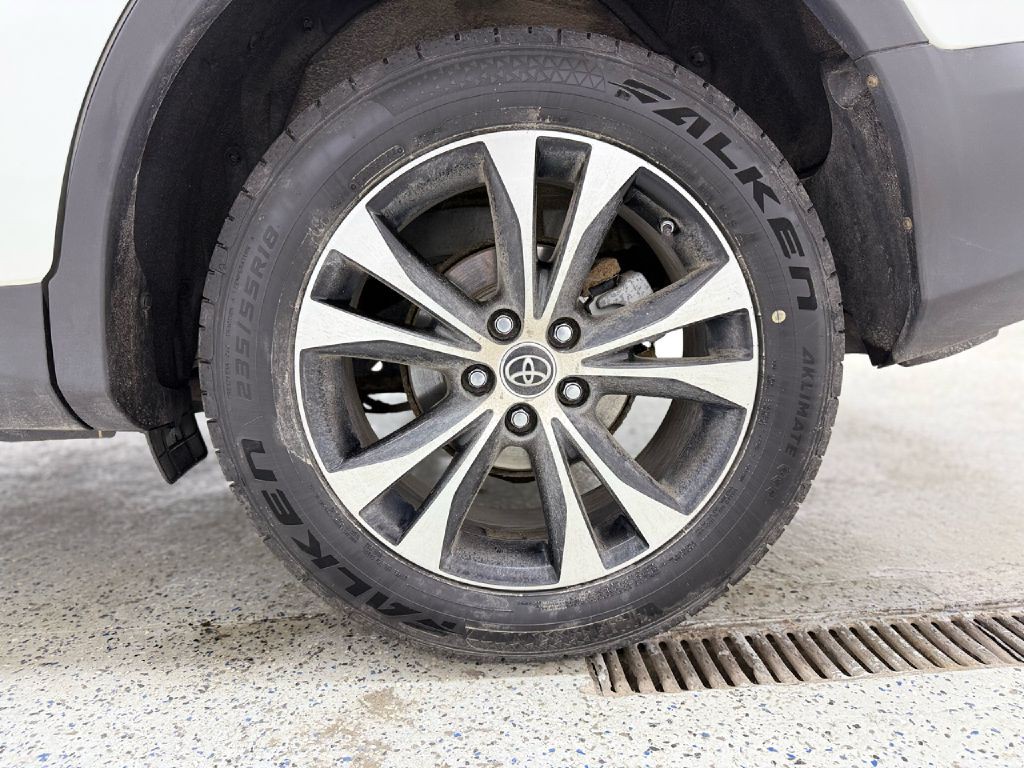 2015 Toyota Rav4 Image 33