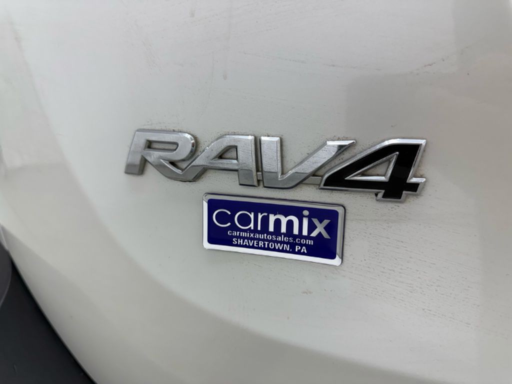 2015 Toyota Rav4 Image 40