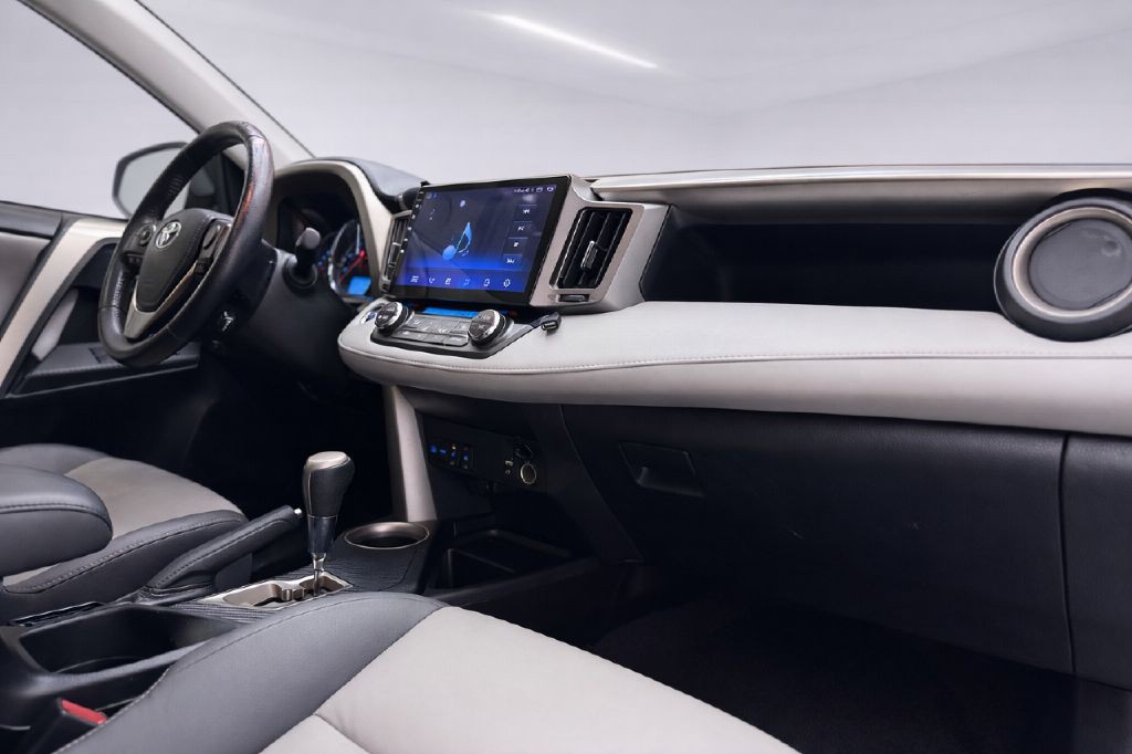 2015 Toyota Rav4 Image 42