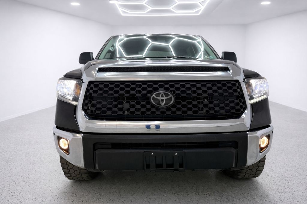 2021 Toyota Tundra Image 8