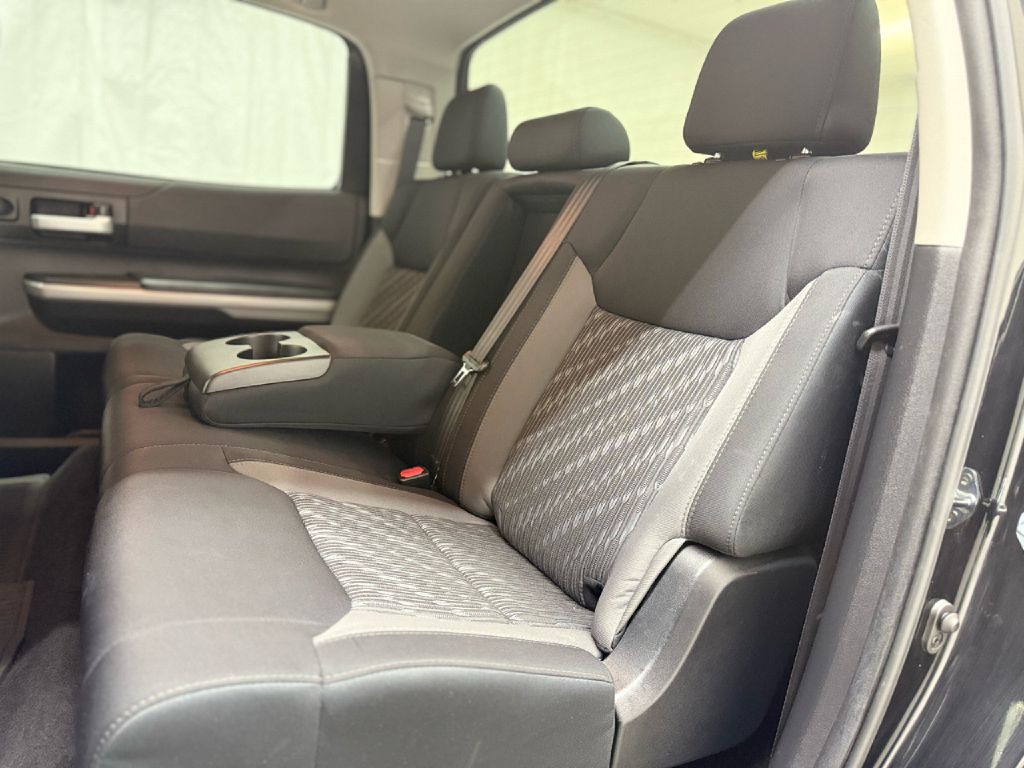 2021 Toyota Tundra Image 24