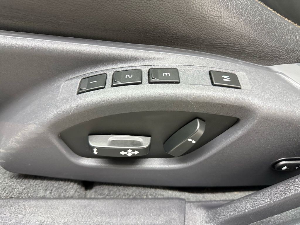 2017 Volvo V60 Image 10