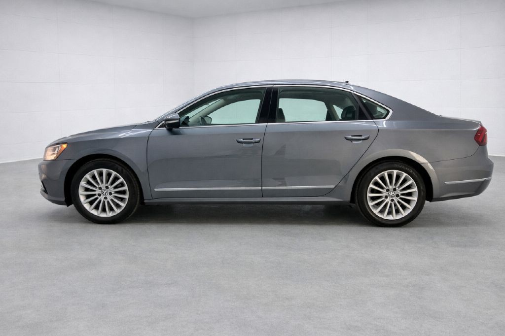 2017 Volkswagen Passat Image 6