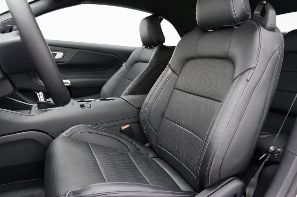 2026 Ford Mustang Image 9
