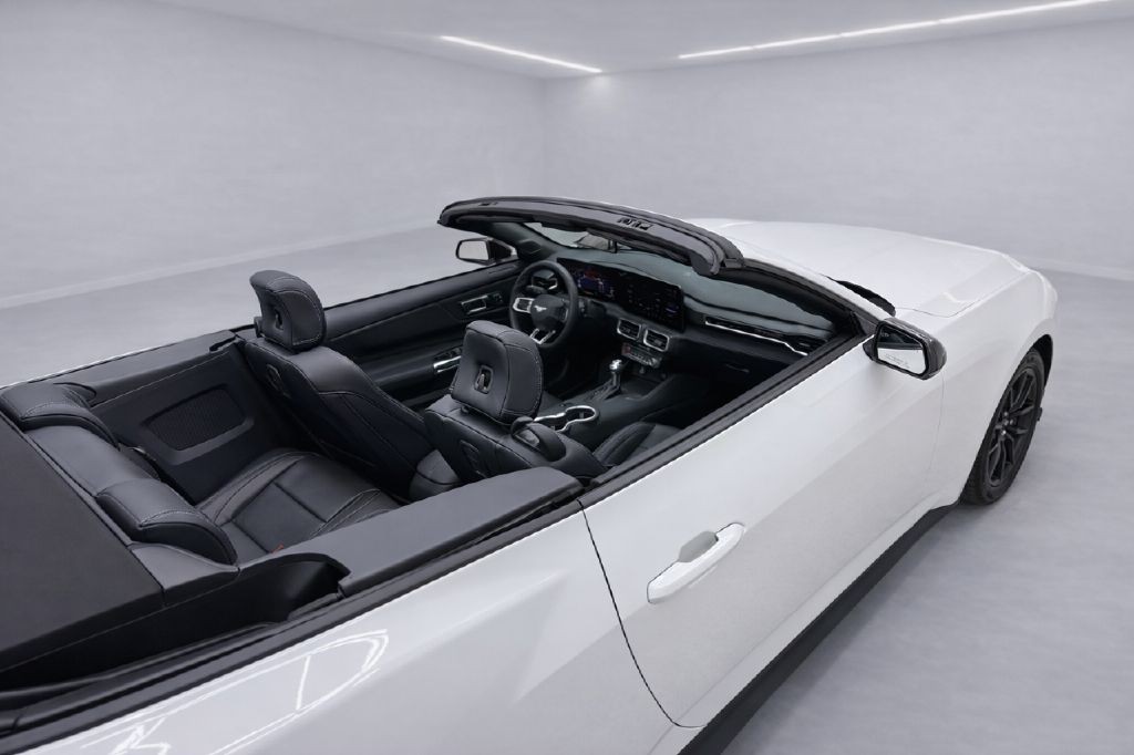 2026 Ford Mustang Image 31