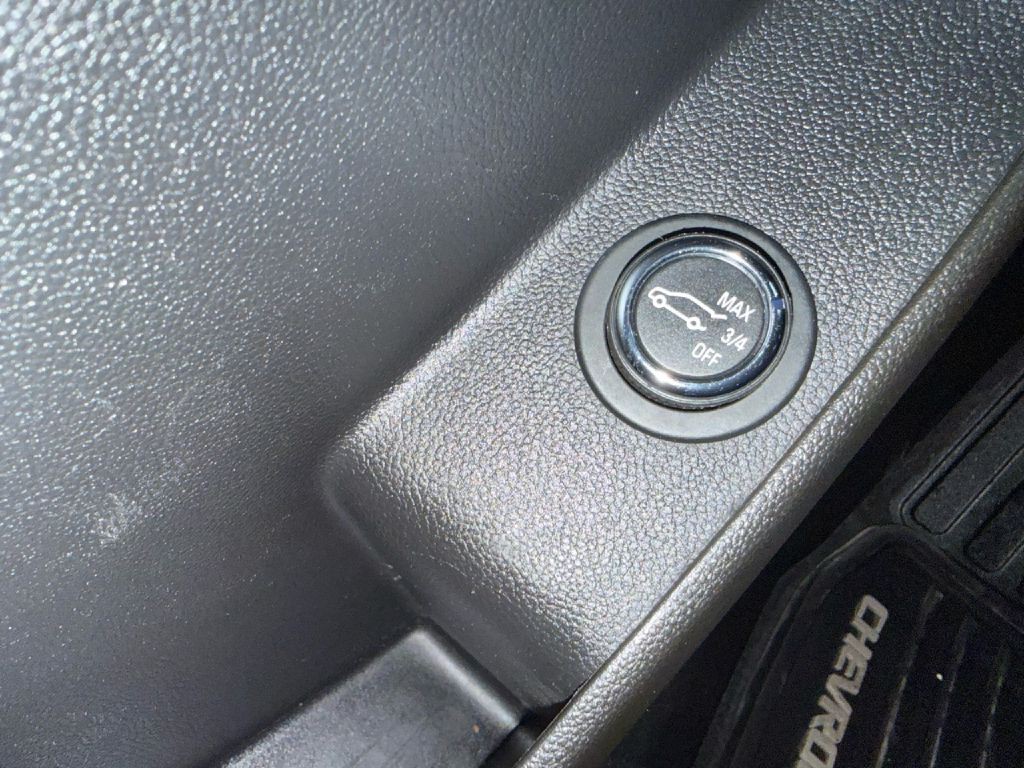 2020 Chevrolet Traverse Image 12