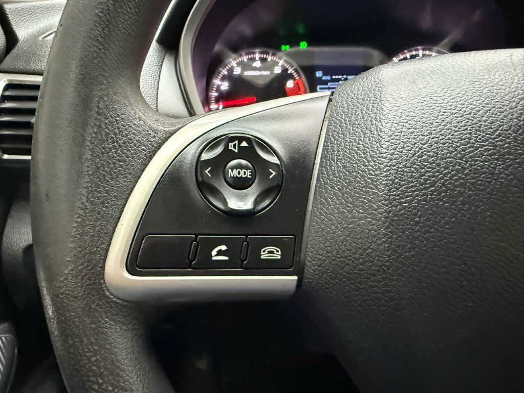 2020 Mitsubishi Eclipse Image 12