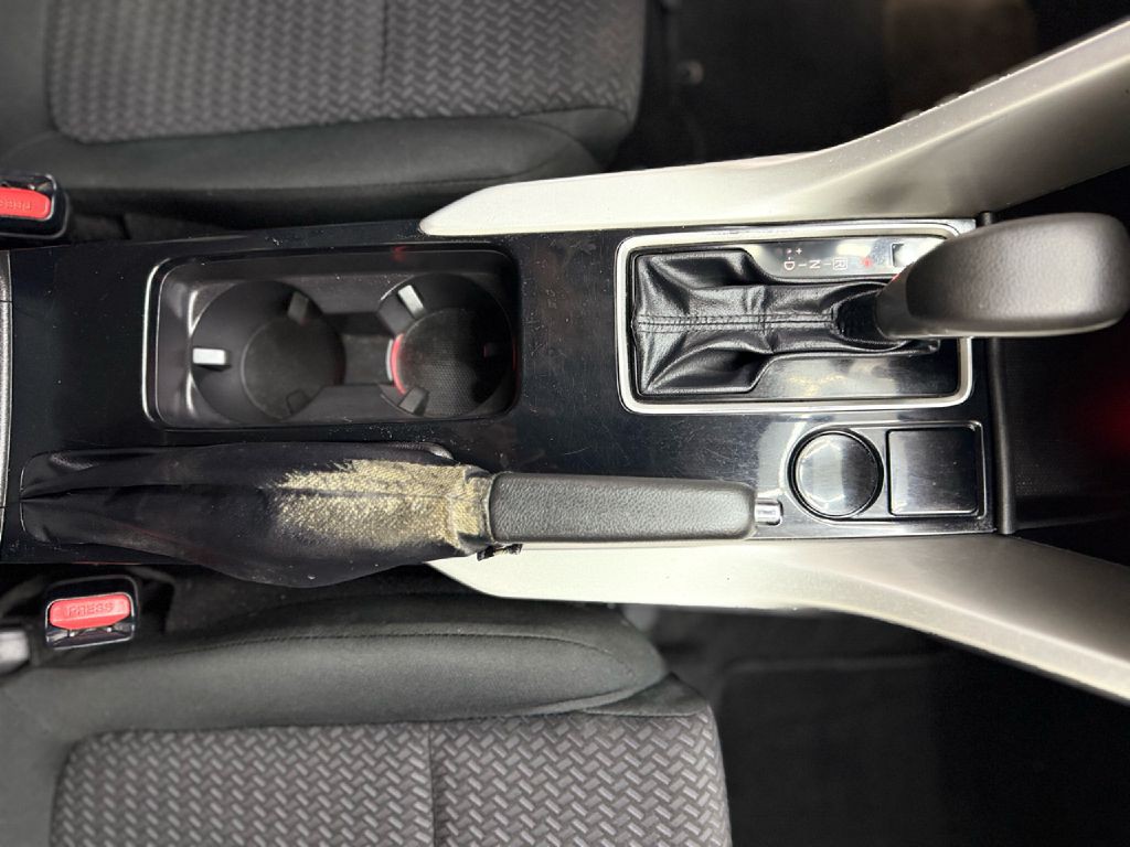 2020 Mitsubishi Eclipse Image 19