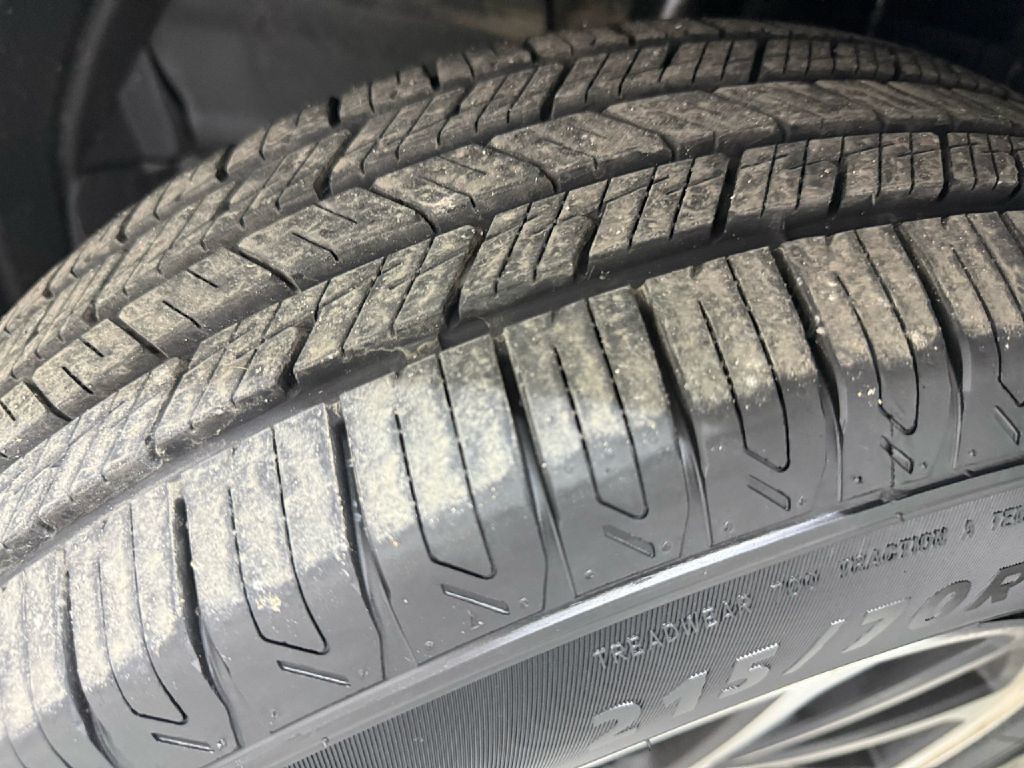 2020 Mitsubishi Eclipse Image 26