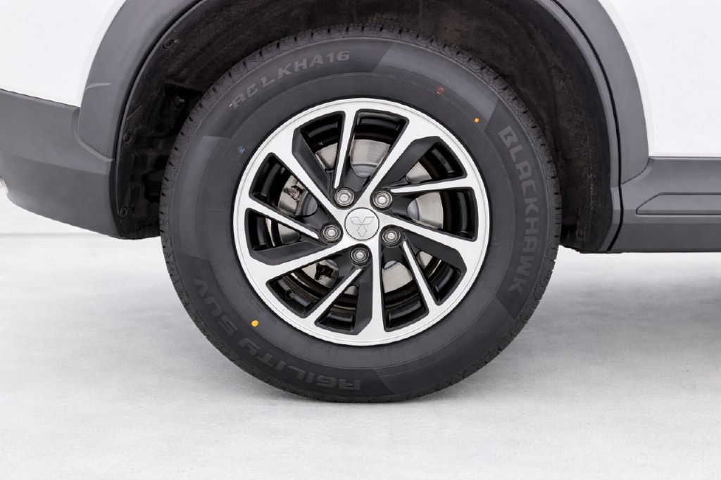 2020 Mitsubishi Eclipse Image 28