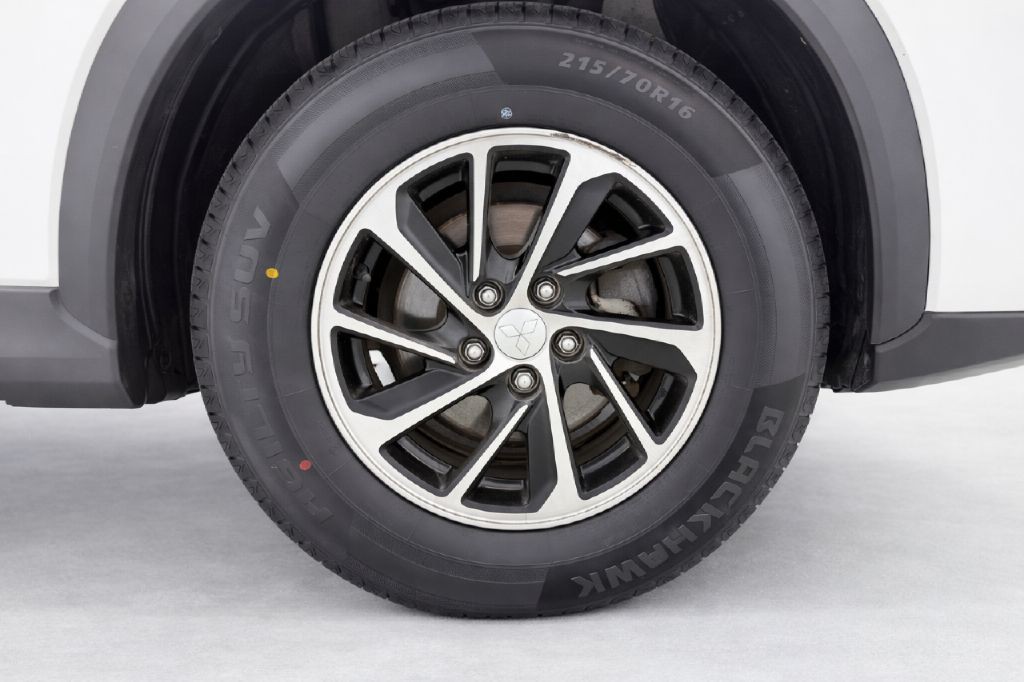 2020 Mitsubishi Eclipse Image 29