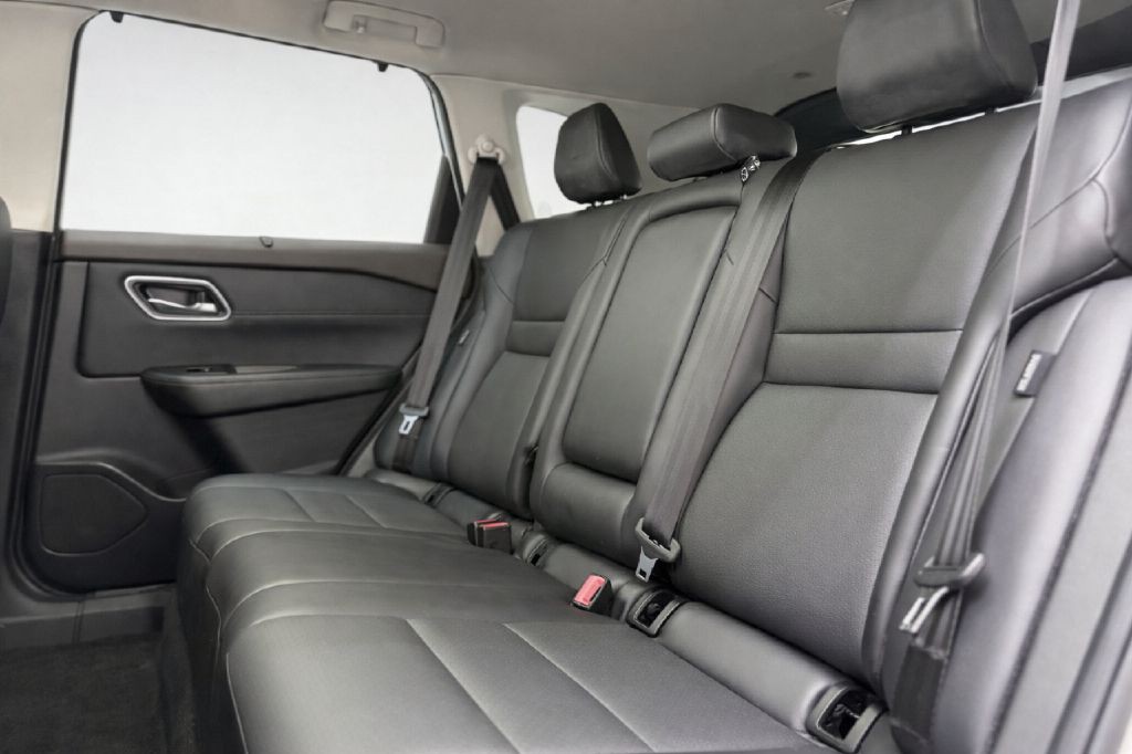 2021 Nissan Rogue Image 23