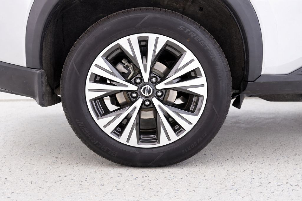 2021 Nissan Rogue Image 32