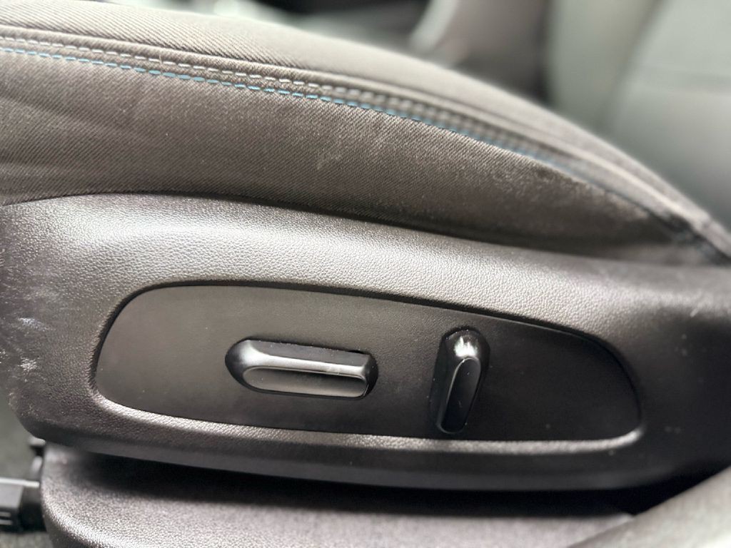 2017 Chevrolet Cruze Image 10