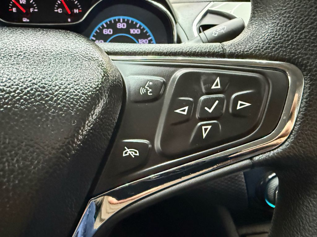 2017 Chevrolet Cruze Image 14