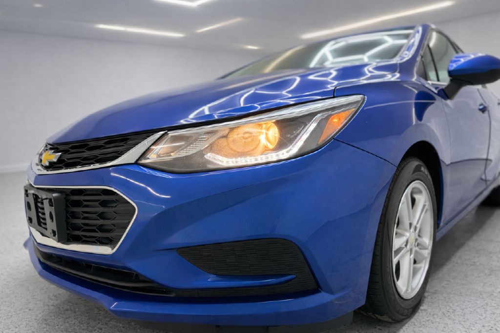 2017 Chevrolet Cruze Image 33