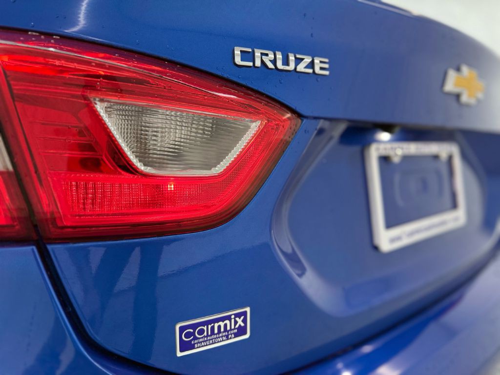 2017 Chevrolet Cruze Image 35
