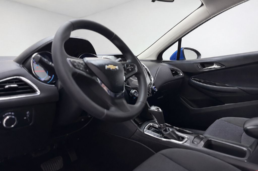 2017 Chevrolet Cruze Image 38