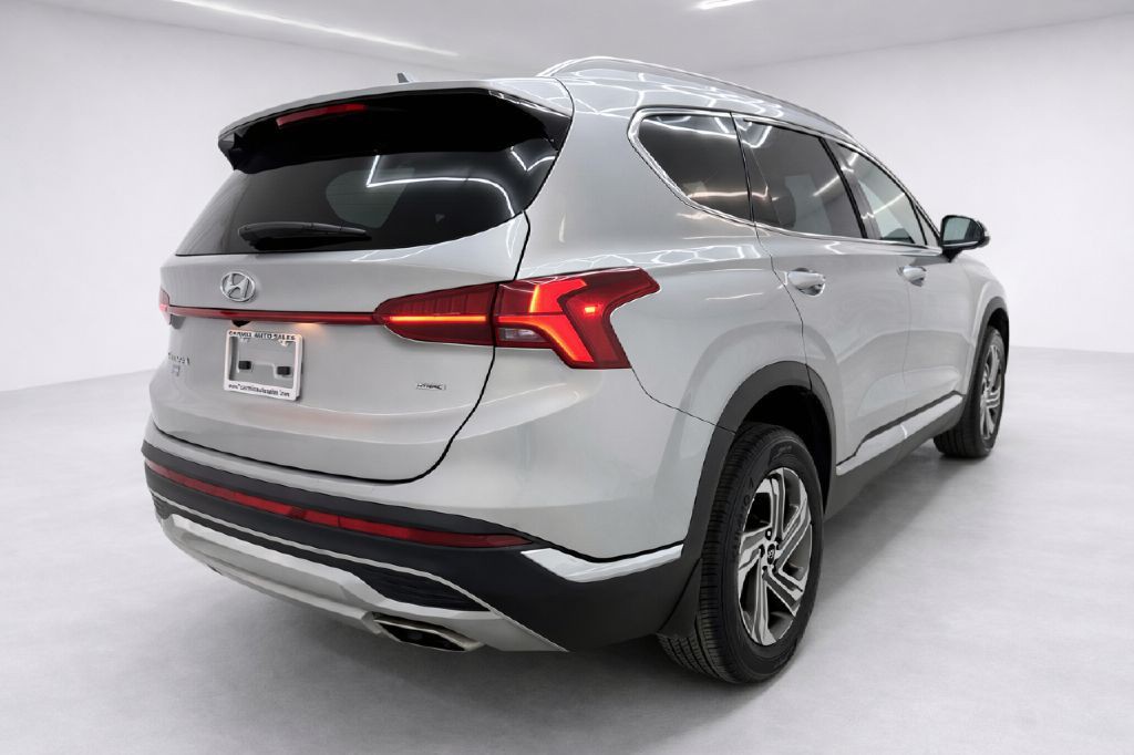2023 Hyundai Santa Fe Image 3