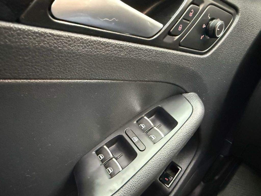 2017 Volkswagen Jetta Image 12