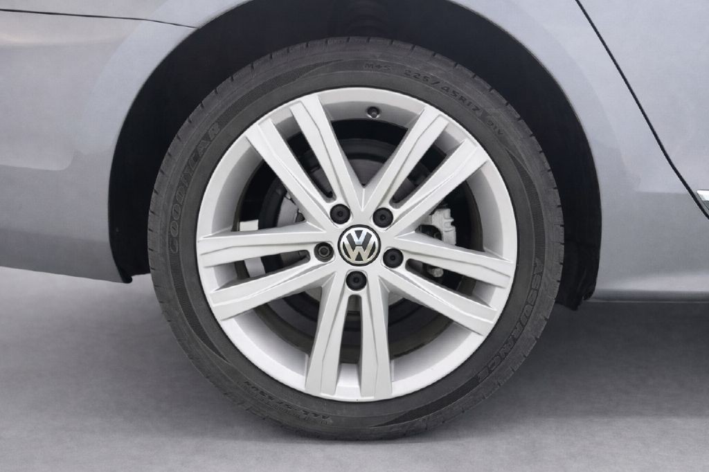 2017 Volkswagen Jetta Image 28