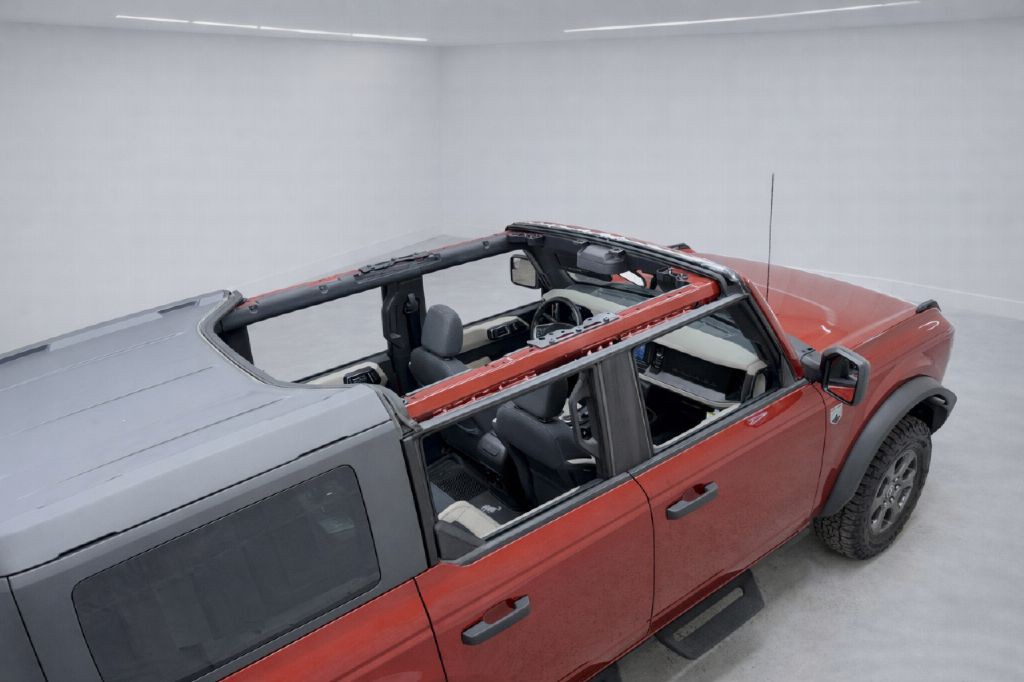 2023 Ford Bronco Image 32