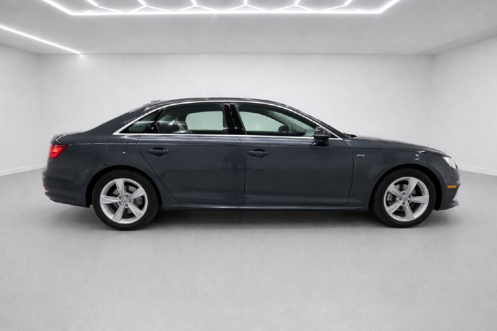 2019 Audi A4 Image 2
