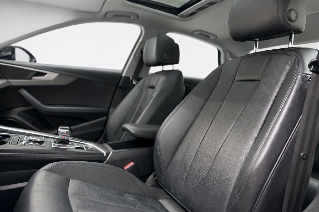 2019 Audi A4 Image 9