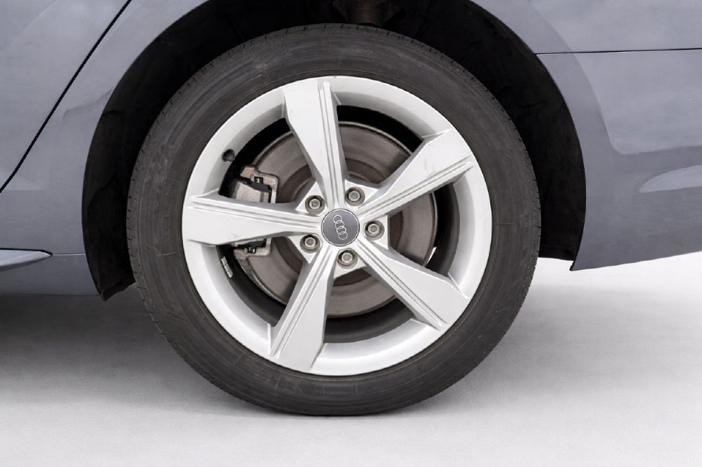 2019 Audi A4 Image 30