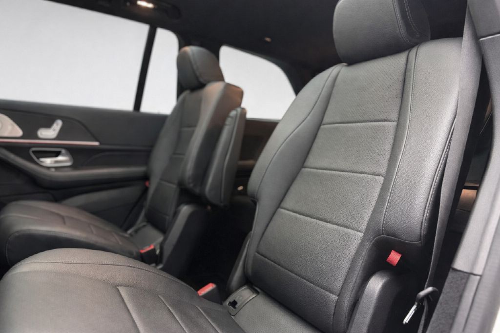 2023 Mercedes-Benz GLS-Class Image 23