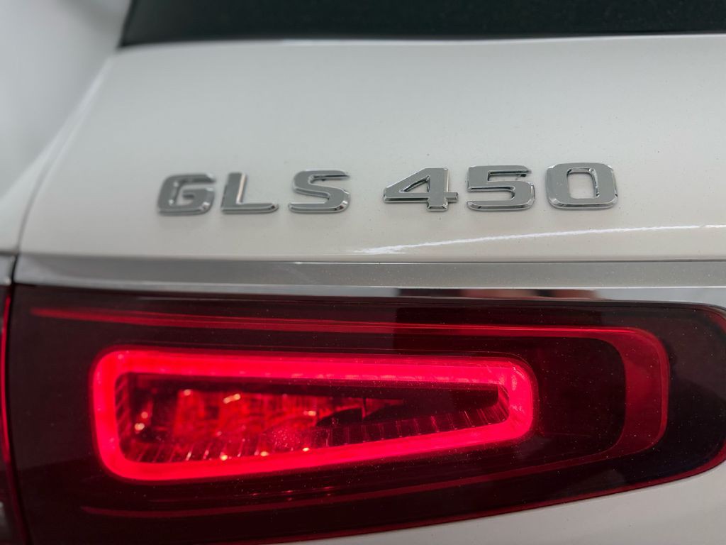 2023 Mercedes-Benz GLS-Class Image 43