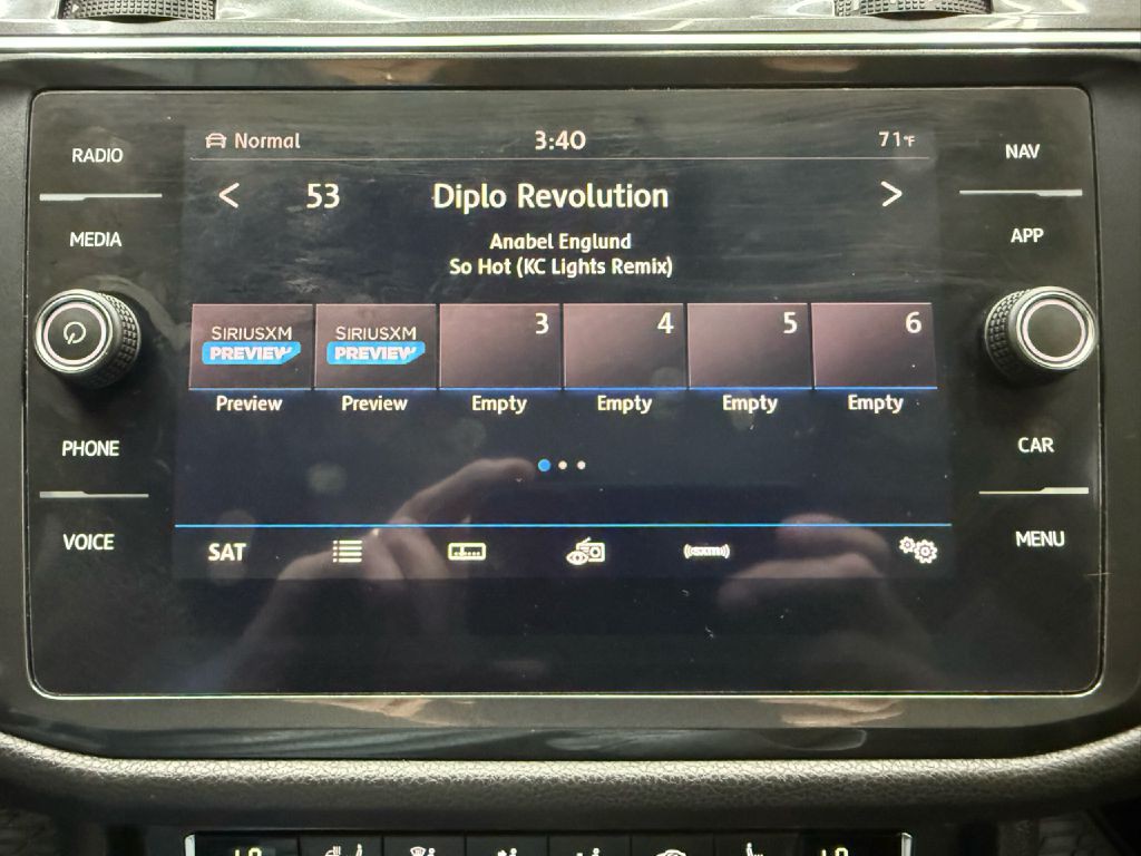 2019 Volkswagen Tiguan Image 17