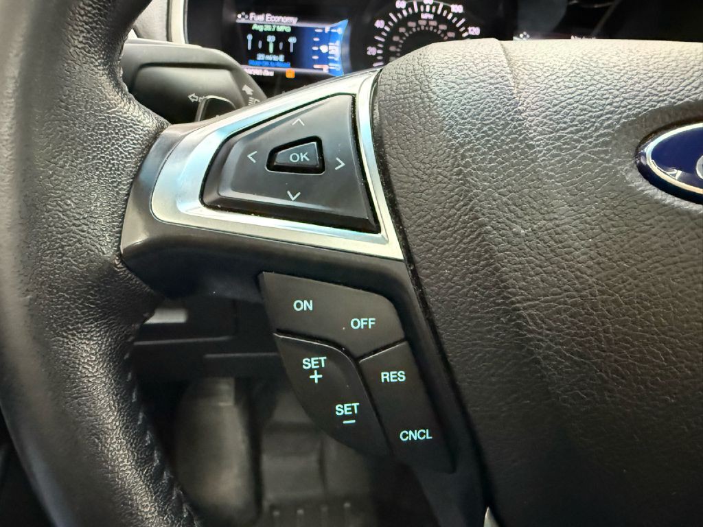 2016 Ford Edge Image 14