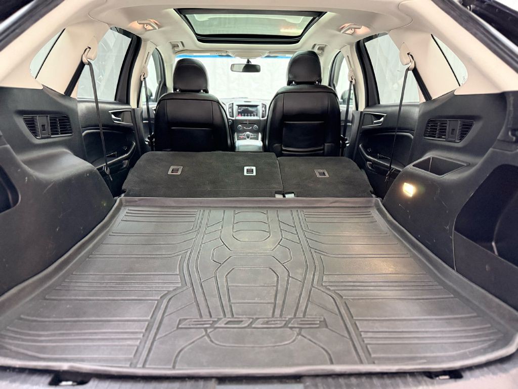 2016 Ford Edge Image 27