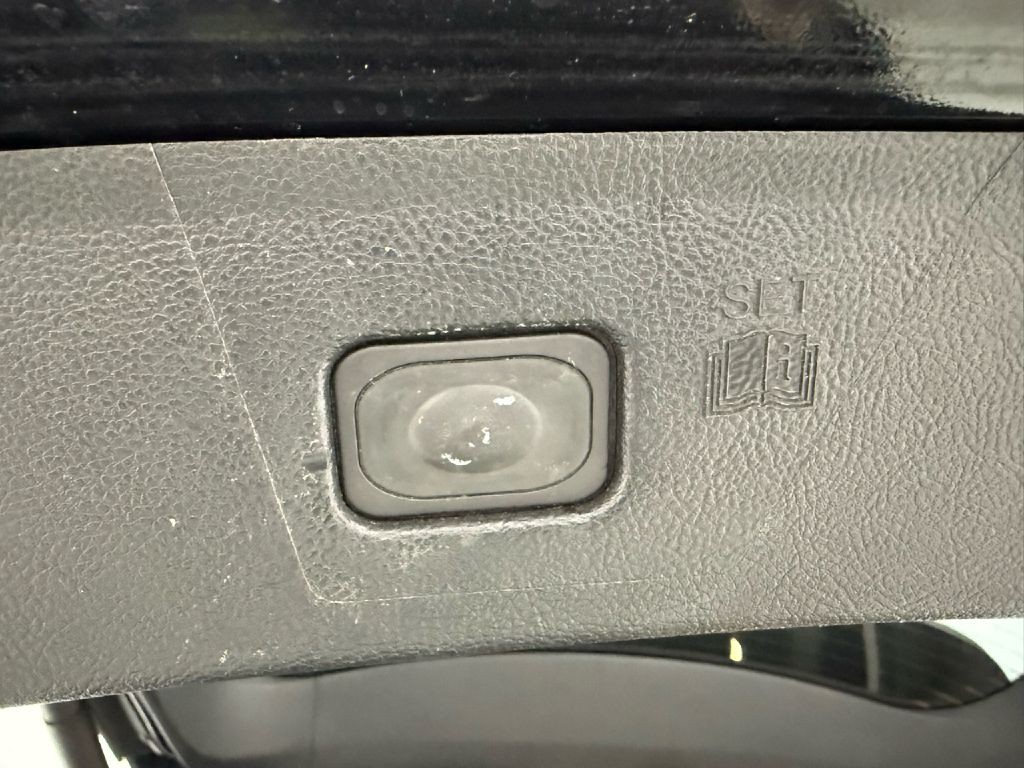 2016 Ford Edge Image 28