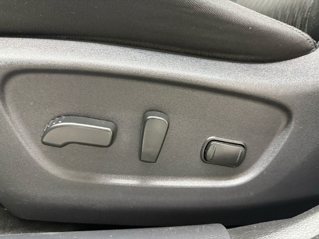 2018 Nissan Rogue Image 10